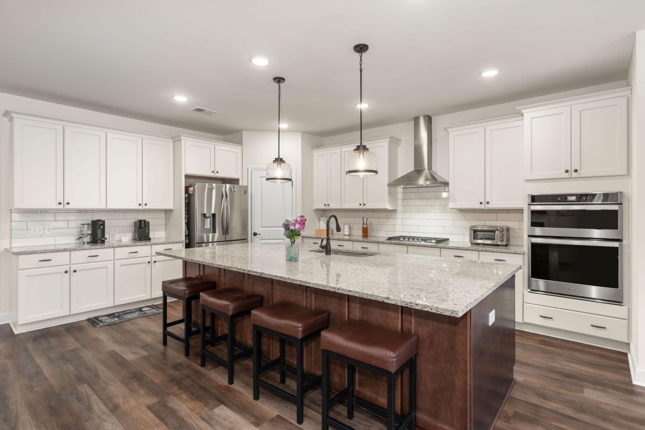 1206 Huron Court Photo 14