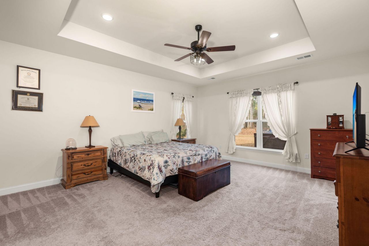 1206 Huron Court Photo 20