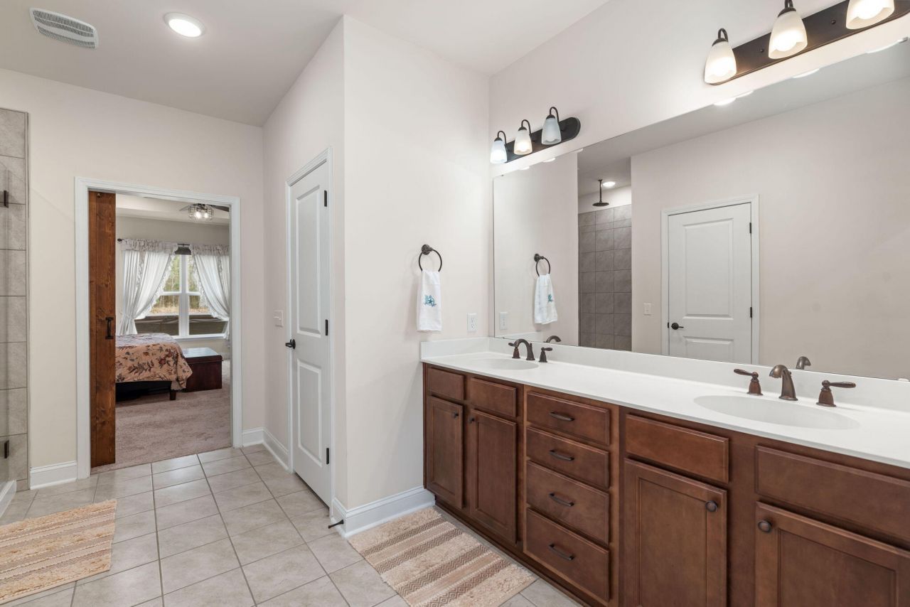 1206 Huron Court Photo 23