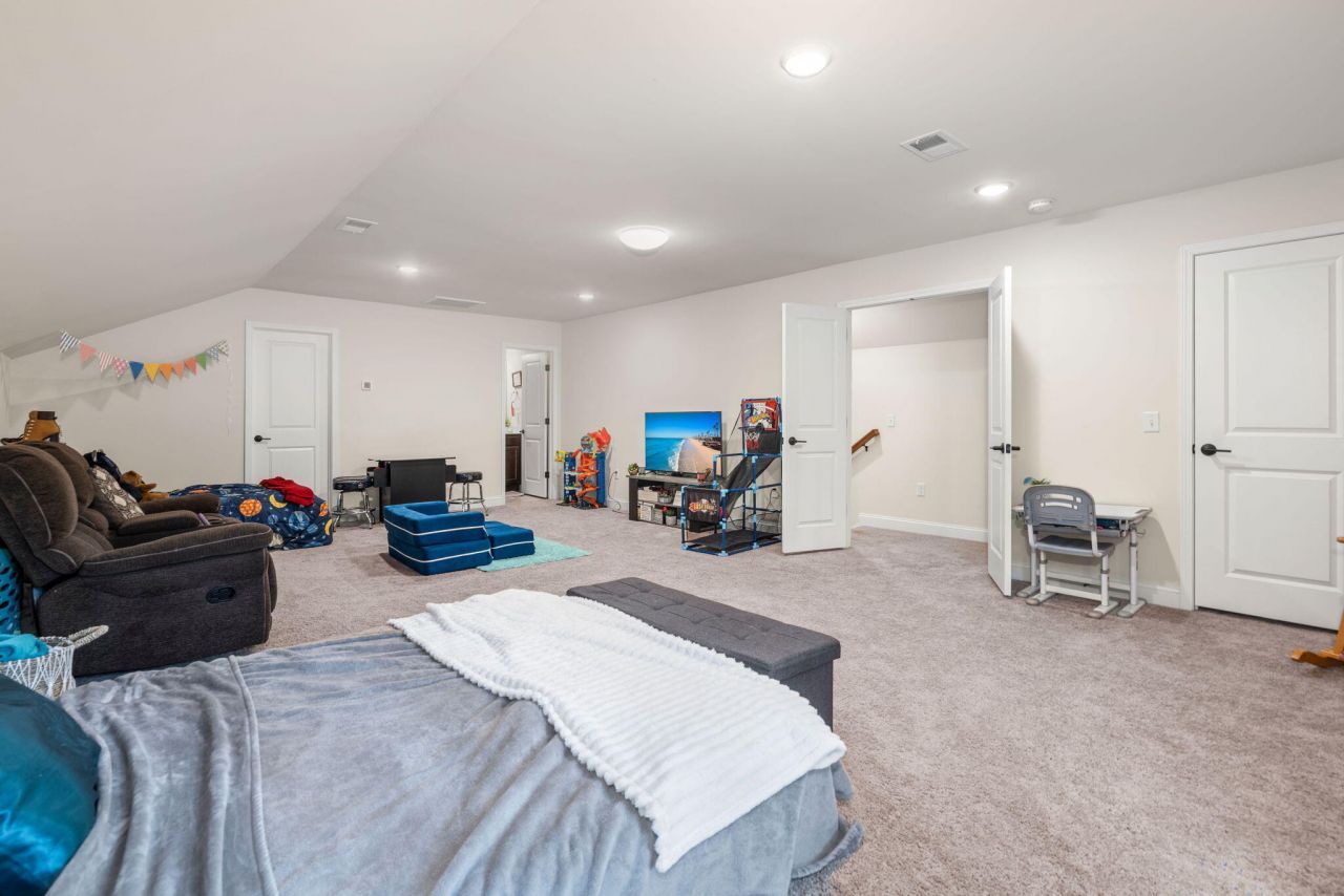 1206 Huron Court Photo 29