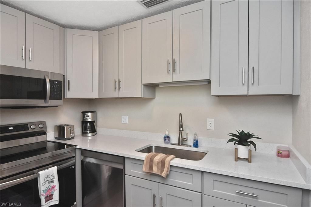 1411 Tropic Ter, North Fort Myers, FL 33903 Photo