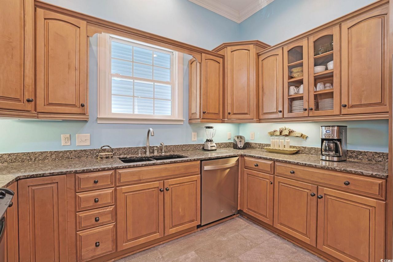 304 76th Ave. N Photo 10