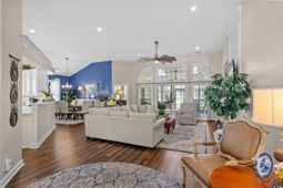 1173 N Blackmoor Dr. photo 4