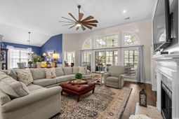 1173 N Blackmoor Dr. photo 4