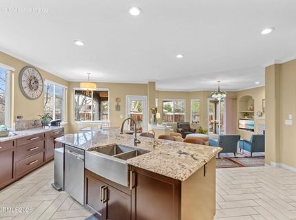 6894 Cinnamon Drive, Sparks, NV 89436 Photo