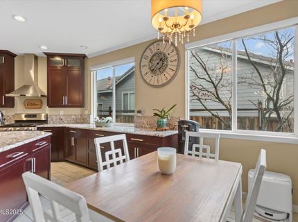 6894 Cinnamon Drive, Sparks, NV 89436 Photo