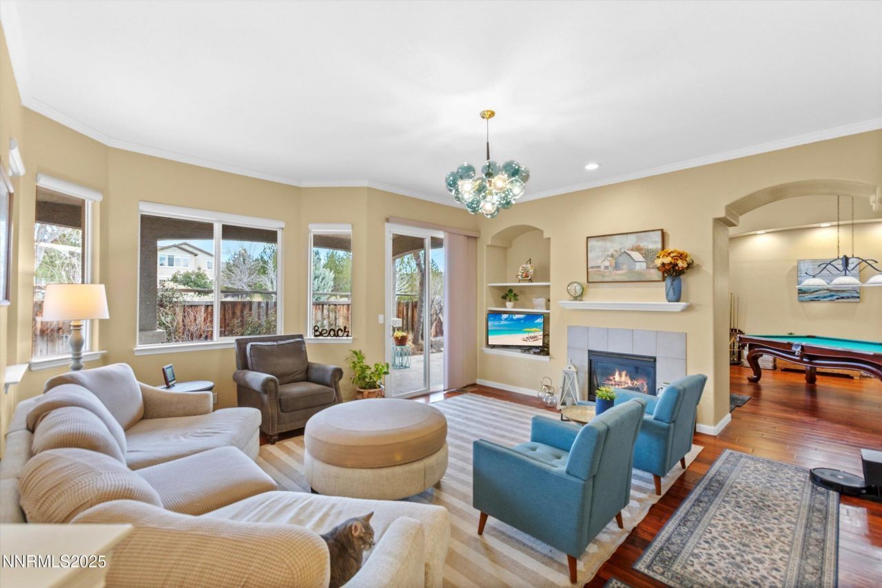 6894 Cinnamon Drive, Sparks, NV 89436 Photo