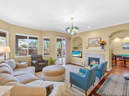 6894 Cinnamon Drive, Sparks, NV 89436 Photo