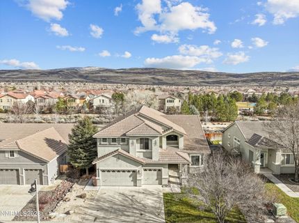 6894 Cinnamon Drive, Sparks, NV 89436 Photo