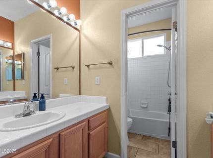 6894 Cinnamon Drive, Sparks, NV 89436 Photo