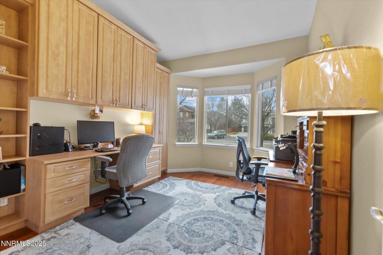 6894 Cinnamon Drive, Sparks, NV 89436 Photo