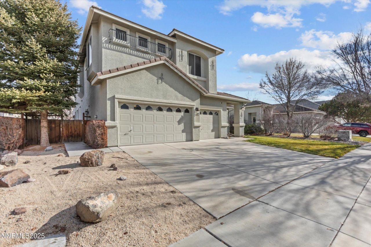 6894 Cinnamon Drive, Sparks, NV 89436 Photo