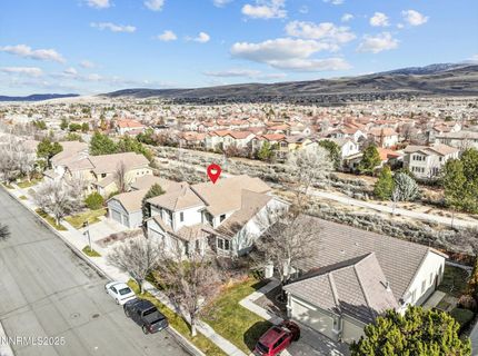 6894 Cinnamon Drive, Sparks, NV 89436 Photo