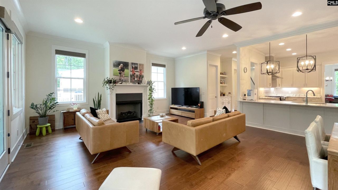 1907 Parrish Drive Photo 11