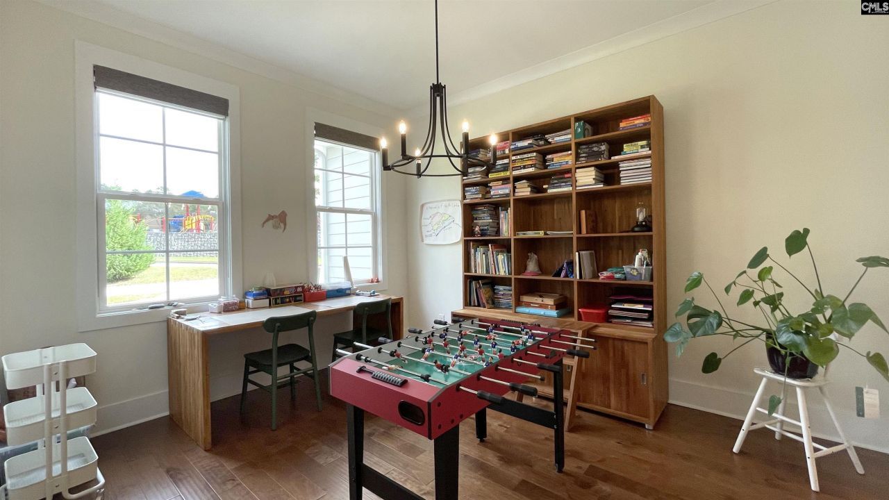 1907 Parrish Drive Photo 5