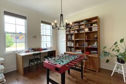 1907 Parrish Drive photo 4