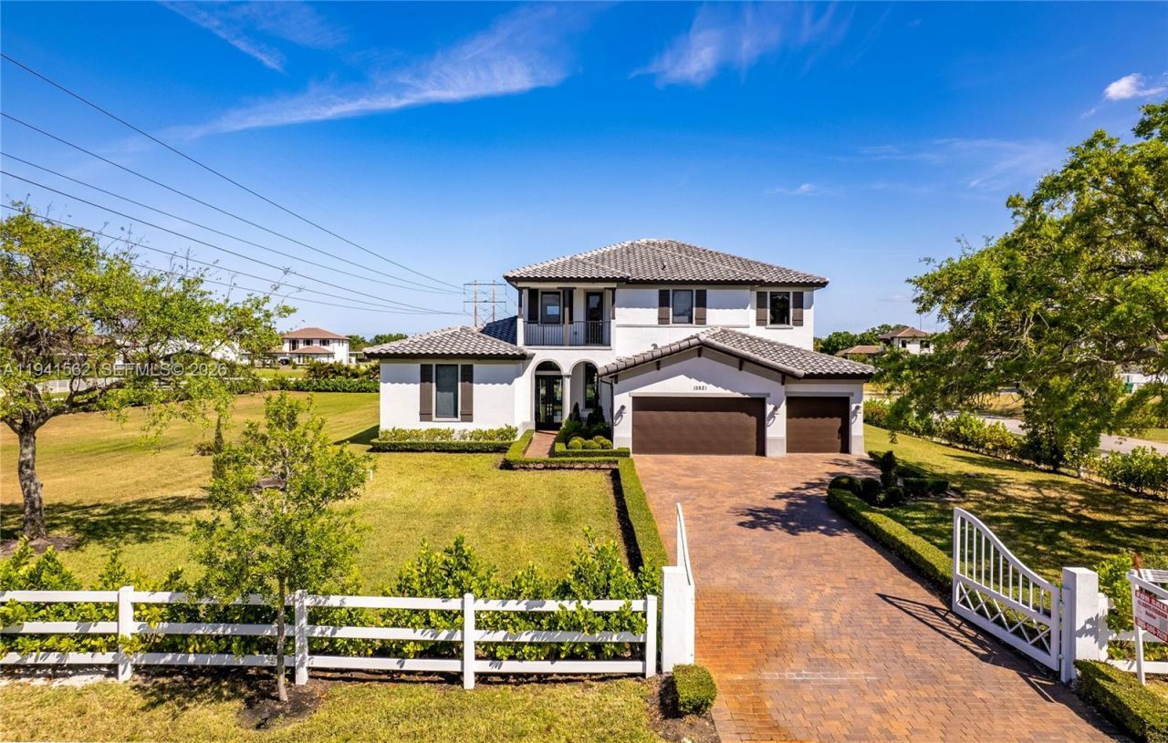 15821 SW 49th St, Southwest Ranches, FL 33331 Main Photo