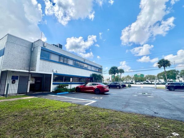 1355 NW 97 Avenue, Unit 2nd Floor, Doral, FL 33172