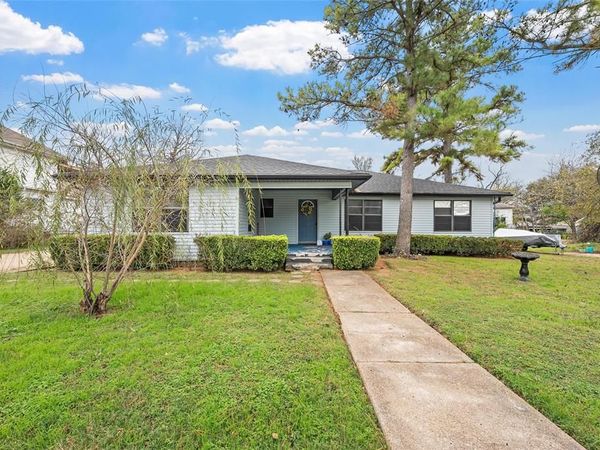 416 Capps Street, Marlin, TX 76661