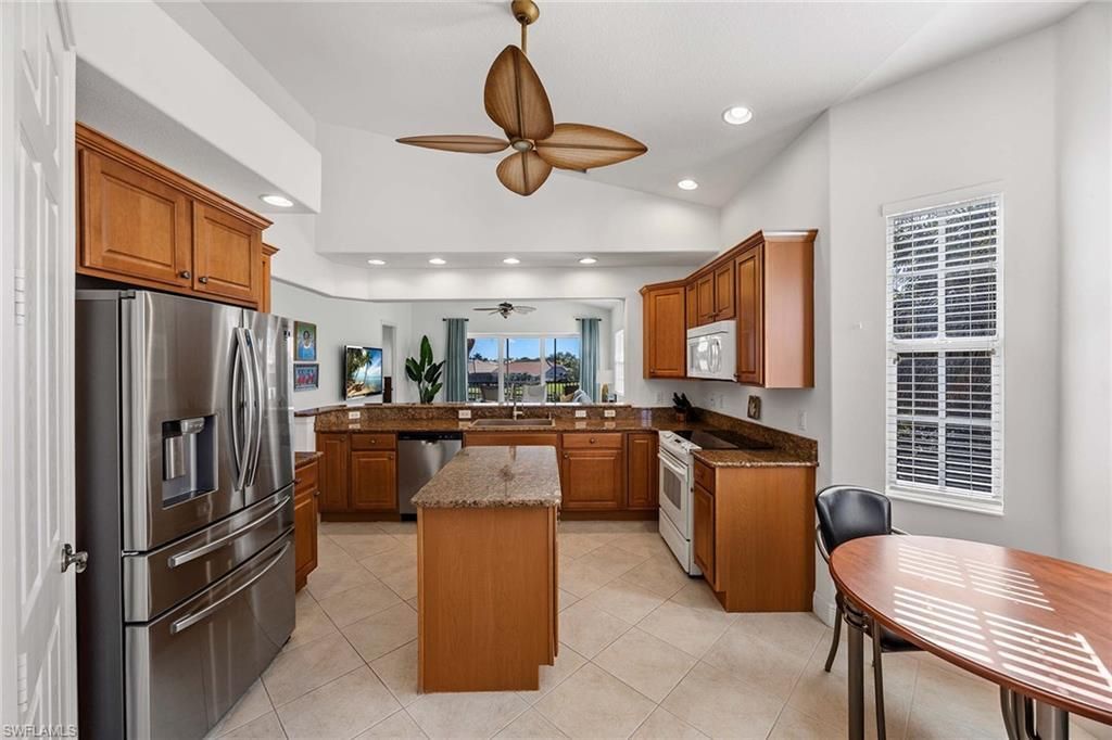 6446 Legacy Cir, Unit 104, Naples, FL 34113 Photo