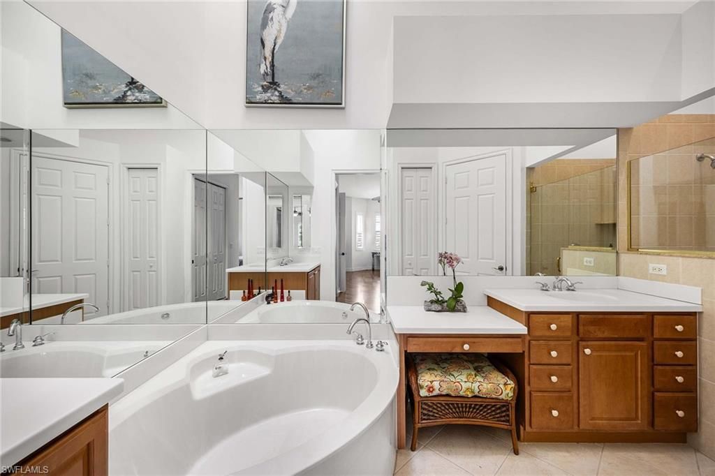 6446 Legacy Cir, Unit 104, Naples, FL 34113 Photo