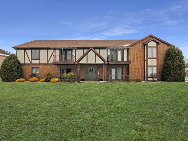 901 Pearson Circle, Unit 3, Boardman, OH 44512