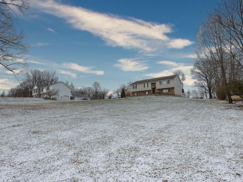 7034 Eaglepoint Drive, Nashport, OH 43830 Photo 4