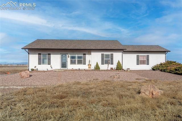 995 N Matt Drive, Pueblo, CO 81007 Main Photo