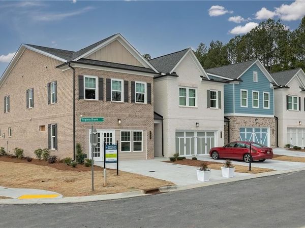 860 Leraes Way, Loganville, GA 30052