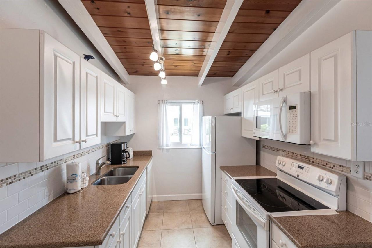 6006 Midnight Pass Road, Unit 5, Sarasota, FL 34242 Photo