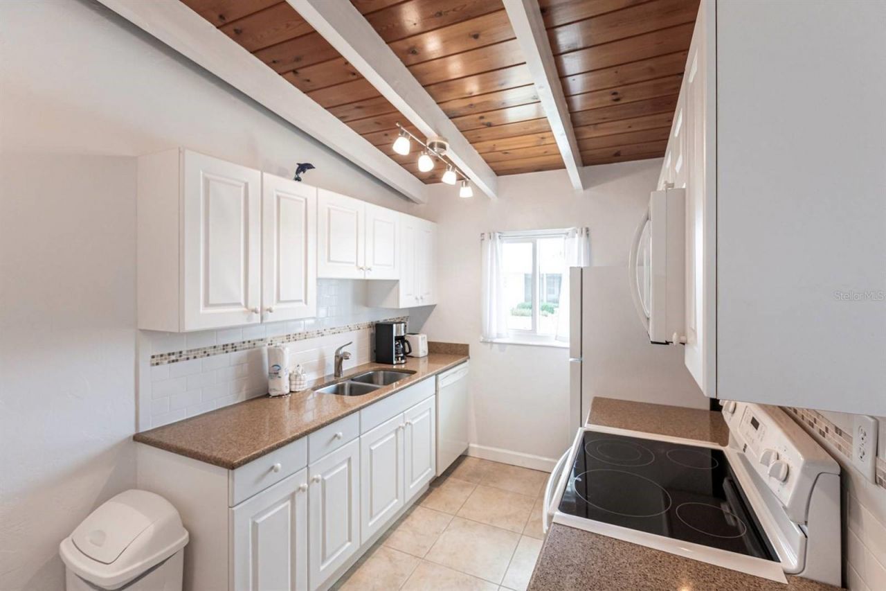 6006 Midnight Pass Road, Unit 5, Sarasota, FL 34242 Photo