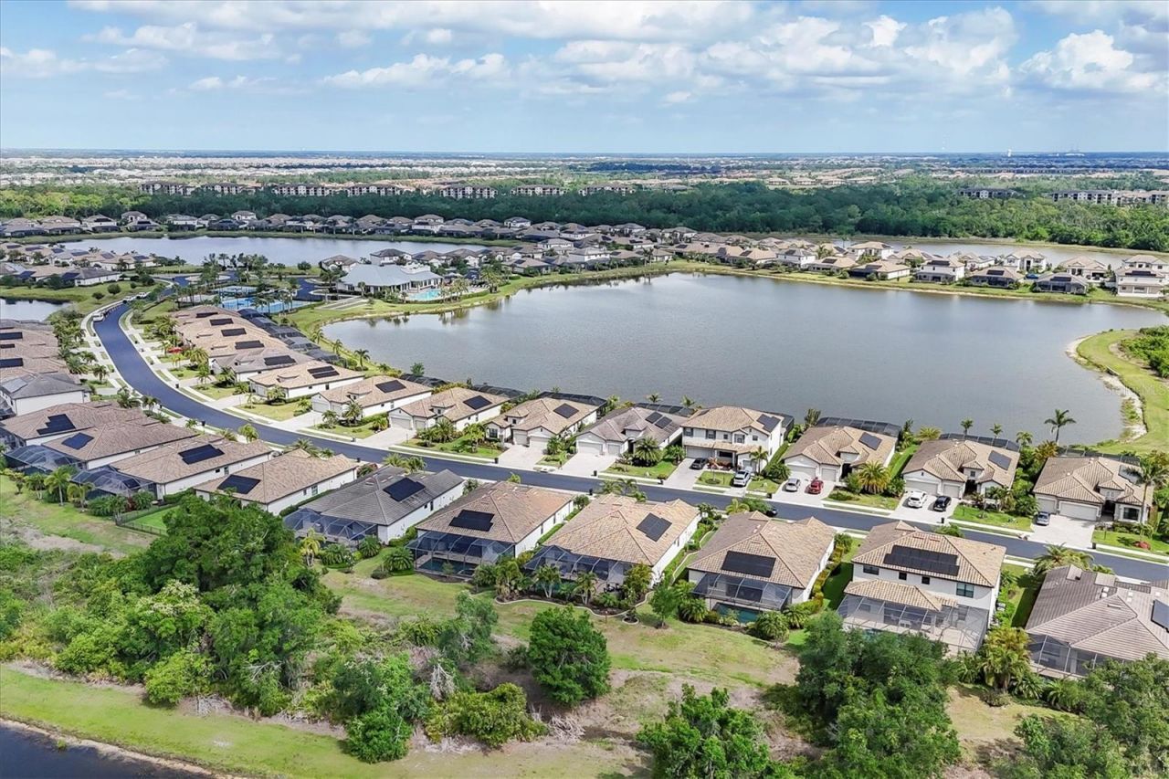 18045 Polo Trail Trail, Lakewood Ranch, FL 34211 Photo