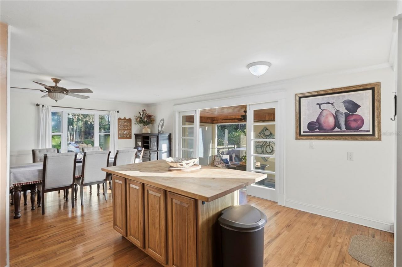 7331 Demens Drive S, Saint Petersburg, FL 33712 Photo