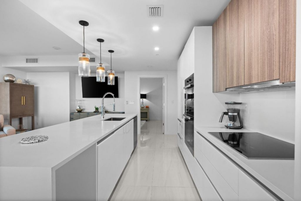 730 N Ocean Boulevard, Unit 701, Pompano Beach, FL 33062 Photo