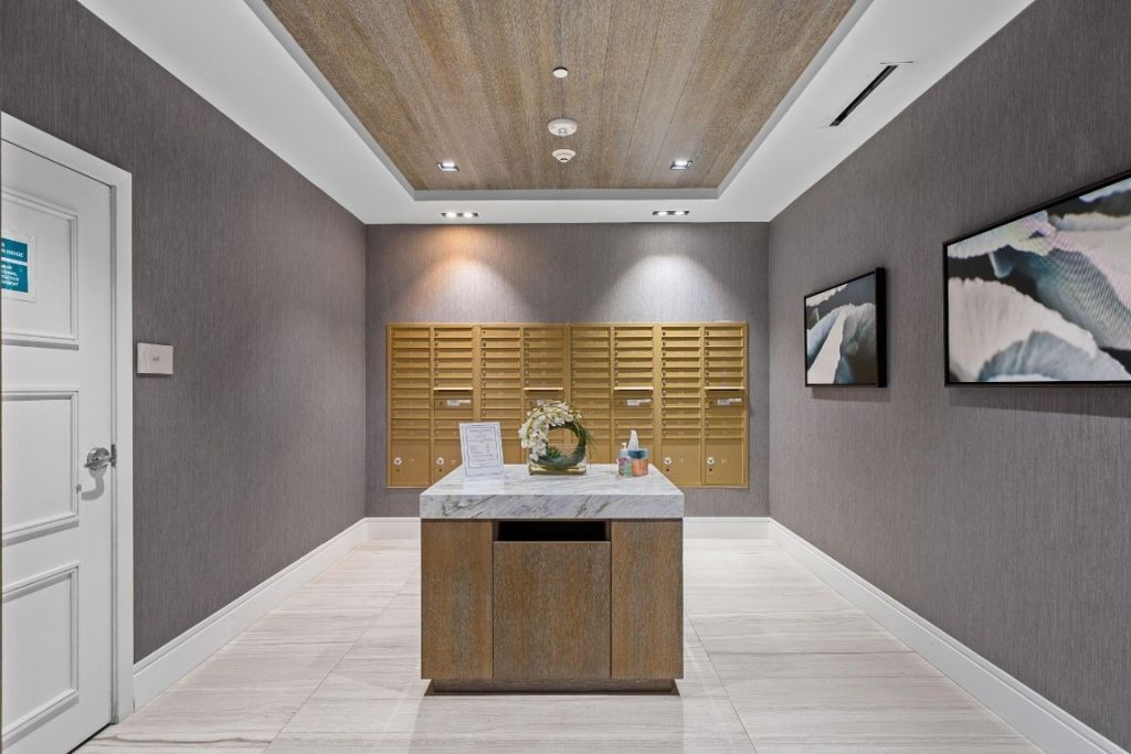 730 N Ocean Boulevard, Unit 701, Pompano Beach, FL 33062 Photo