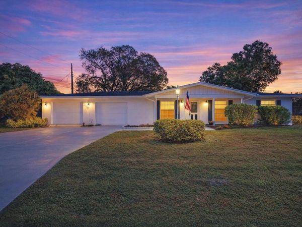 501 NE Oleander Avenue, Port St. Lucie, FL 34952