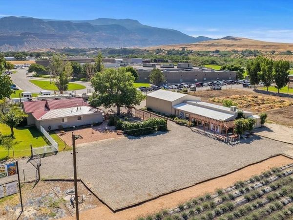 3669 G Road , Palisade, CO 81526