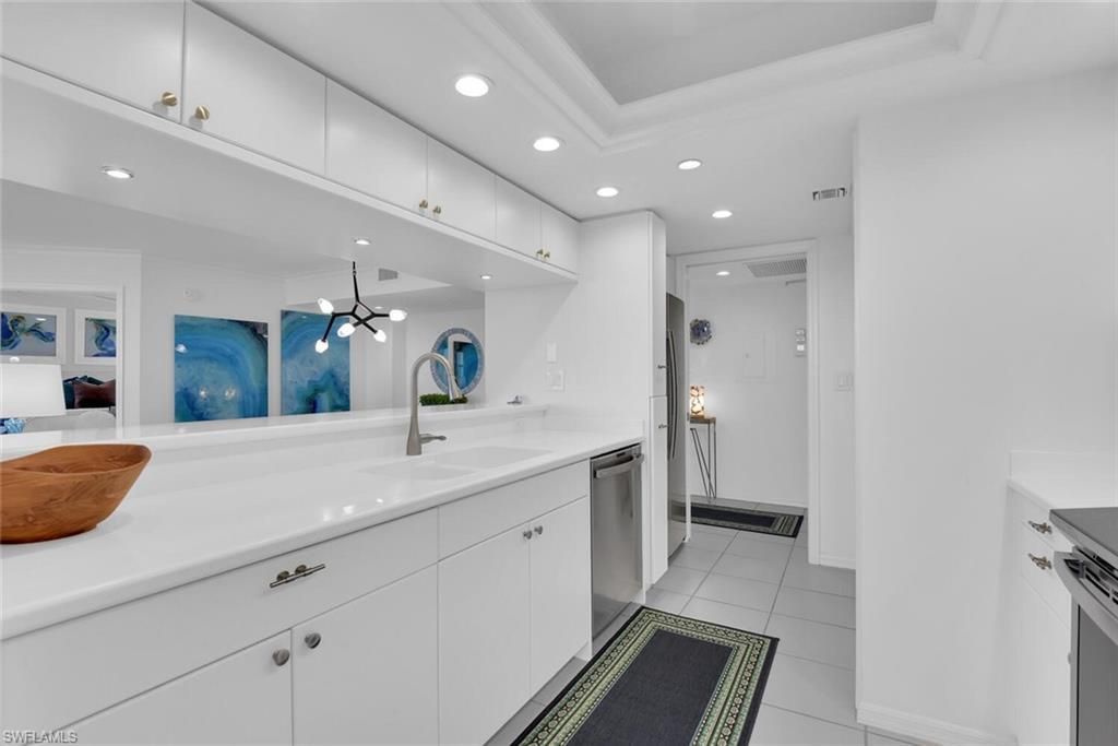 6101 Pelican Bay Blvd, Unit 1805, Naples, FL 34108 Photo