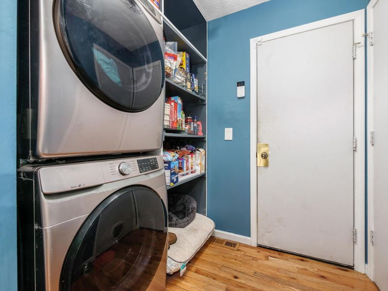 6008 Wexford Park Drive, Columbus, OH 43228 Photo 15