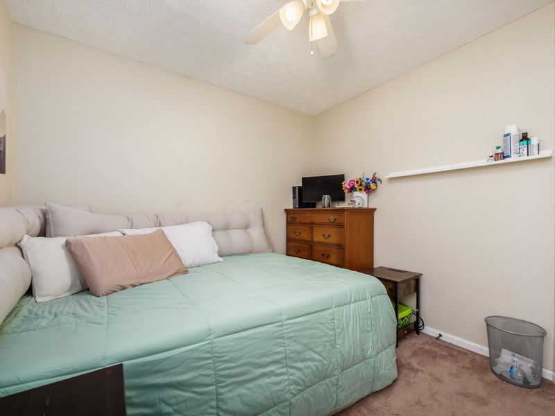 6008 Wexford Park Drive, Columbus, OH 43228 Photo 24