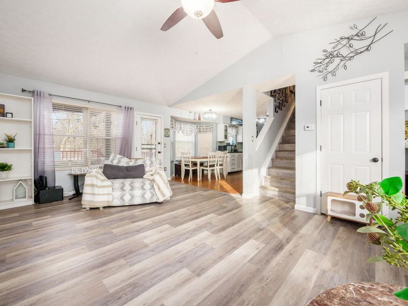 6008 Wexford Park Drive, Columbus, OH 43228 Photo 6