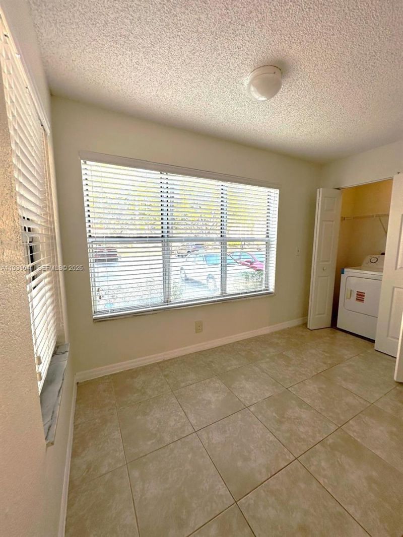 3420 N Pinewalk Dr N, Unit 713, Margate, FL 33063 Photo