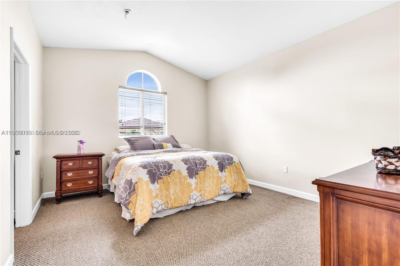 1081 NE 41st Ter, Homestead, FL 33033 Photo