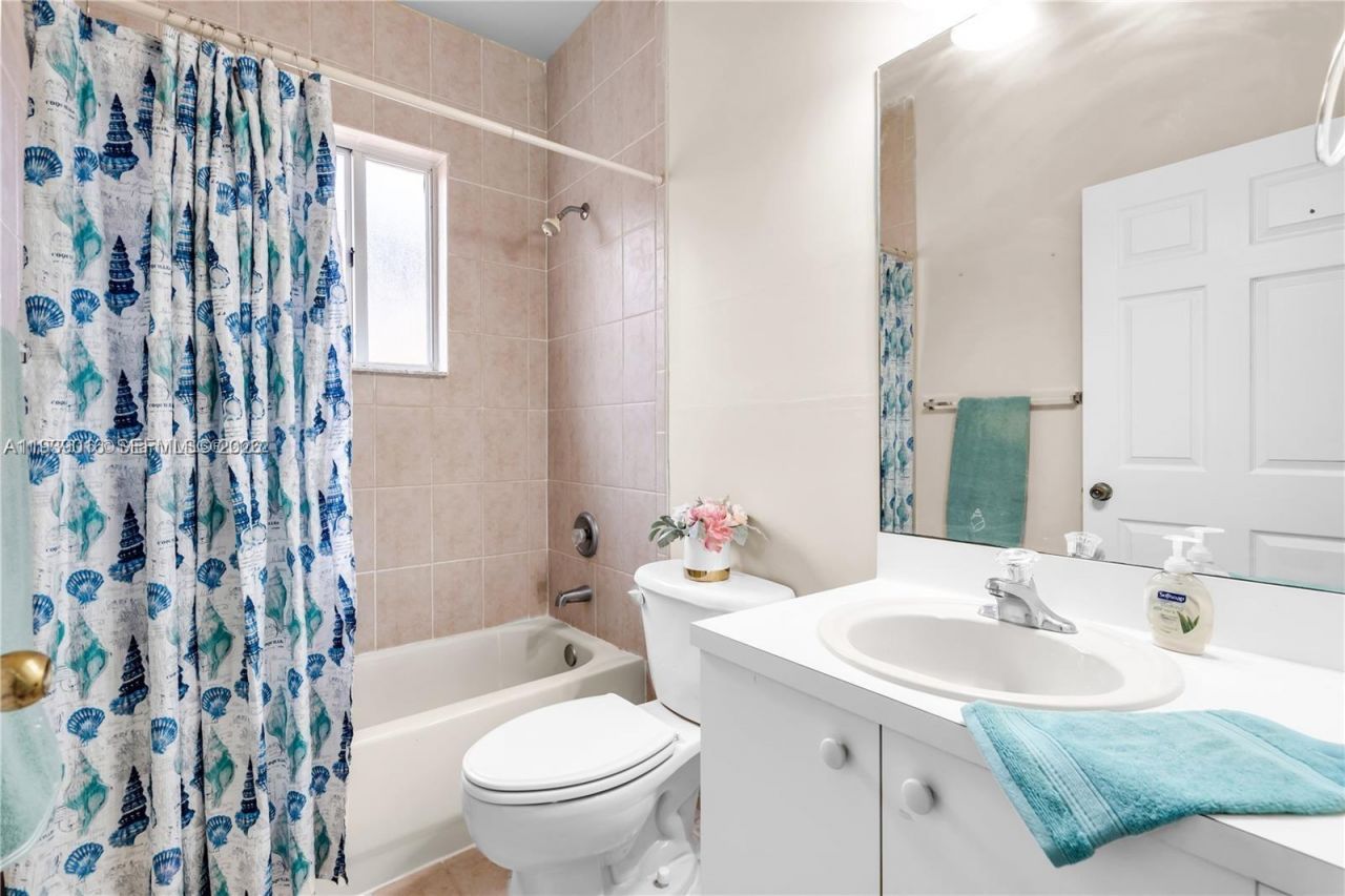 1081 NE 41st Ter, Homestead, FL 33033 Photo