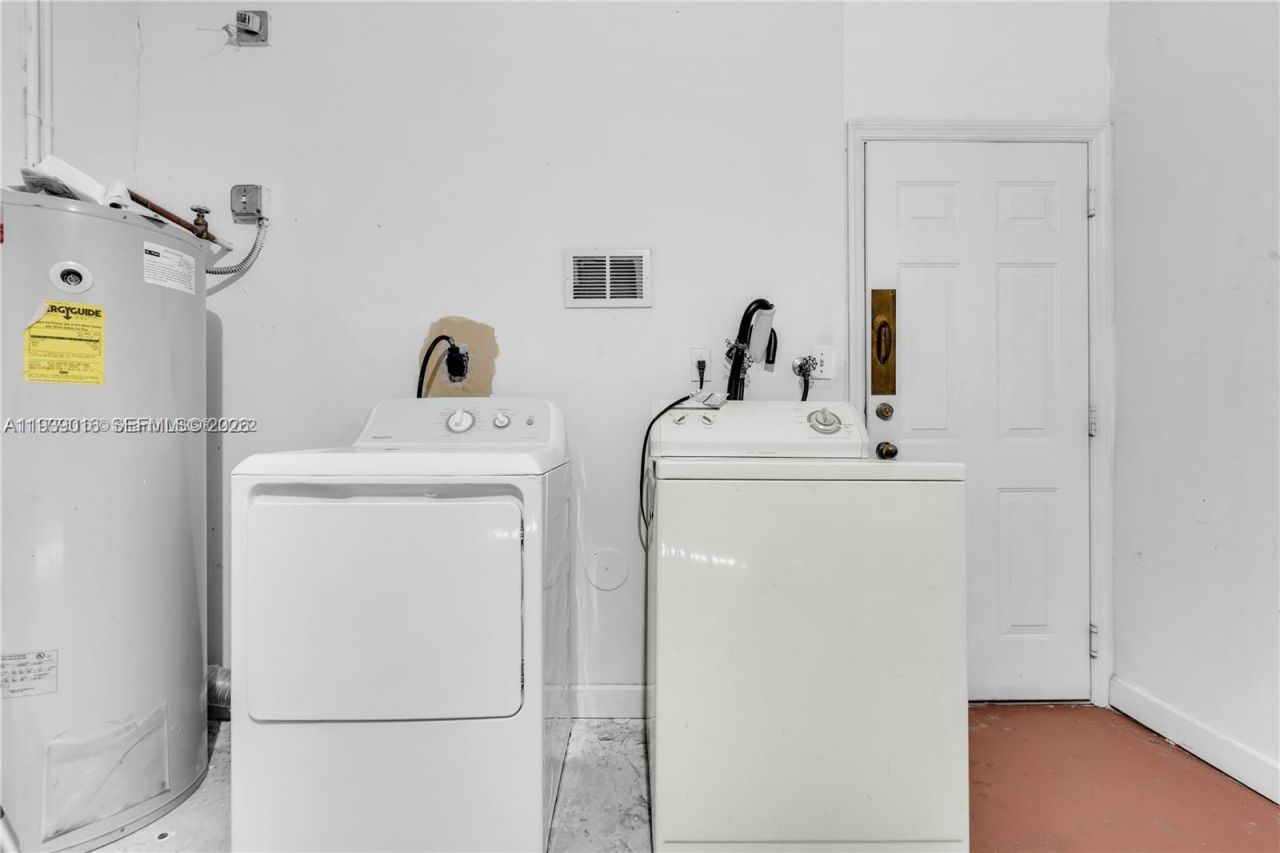 1081 NE 41st Ter, Homestead, FL 33033 Photo