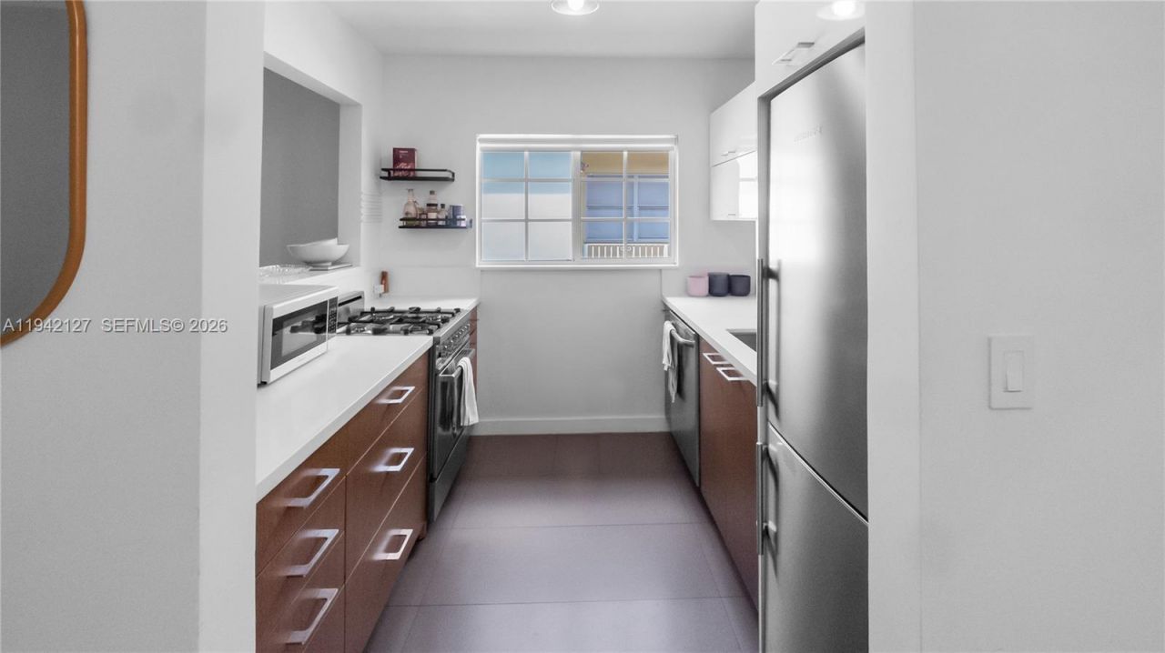 645 Michigan Ave , Unit A, Miami Beach, FL 33139 Photo