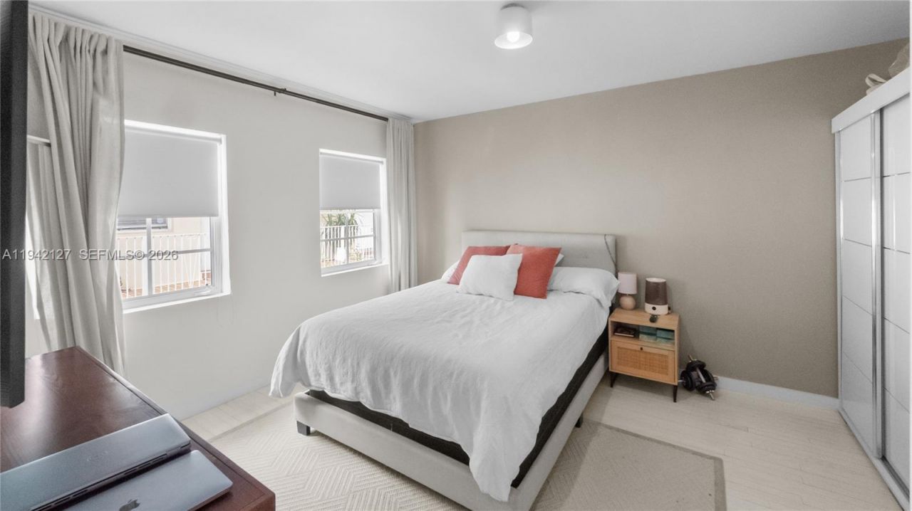 645 Michigan Ave , Unit A, Miami Beach, FL 33139 Photo