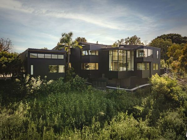 28869 Selfridge Drive, Malibu, CA 90265