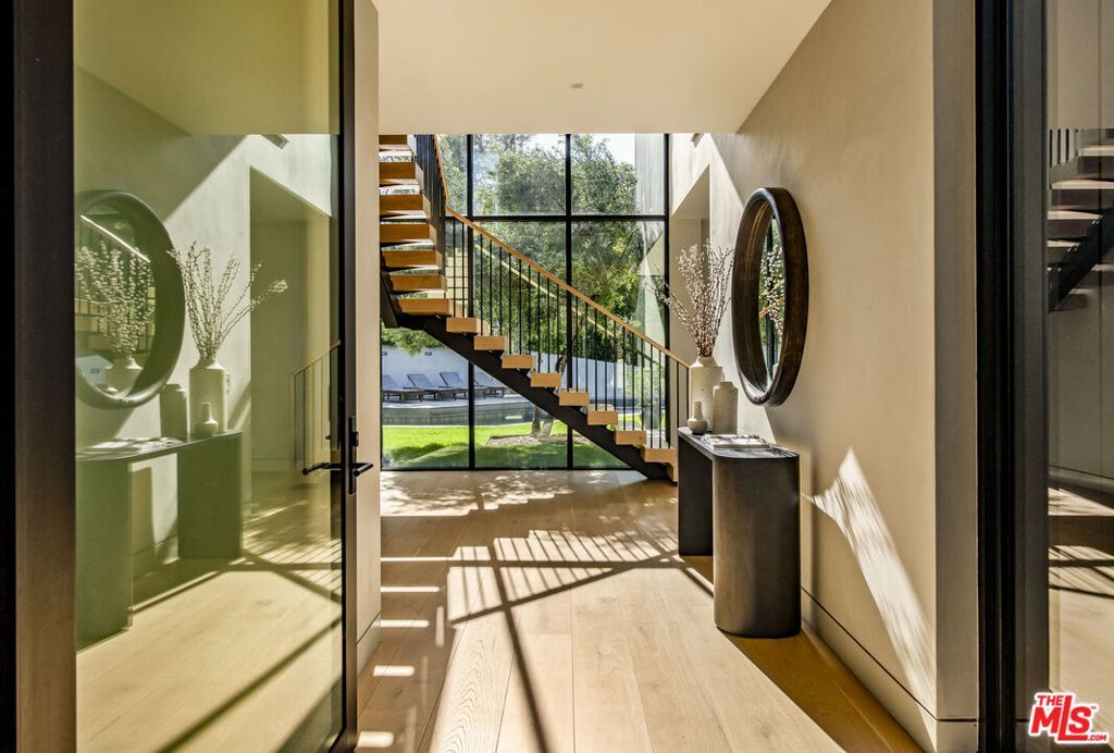 28869 Selfridge Drive, Malibu, CA 90265 Main Photo