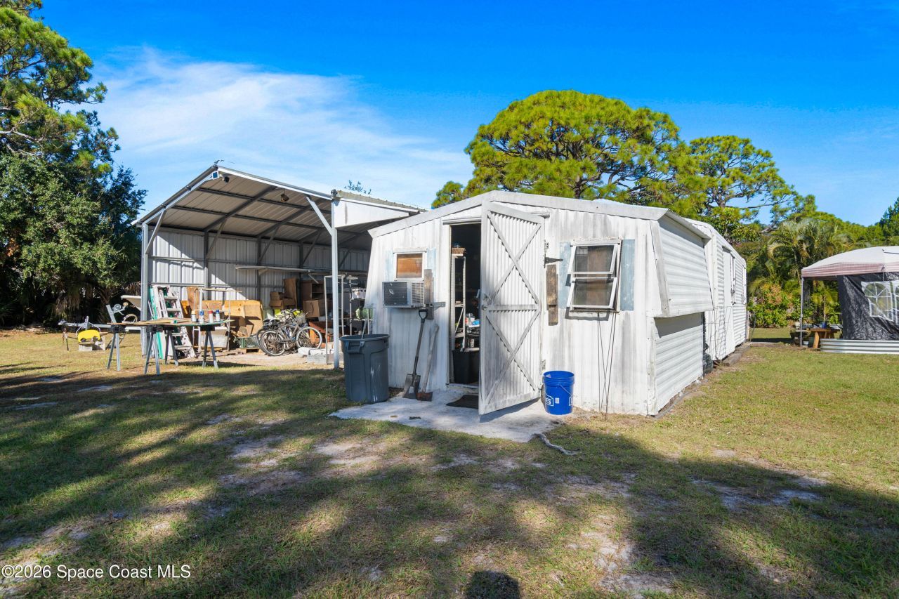 8280 Pine Ridge Trail, Sebastian, FL 32976 Photo